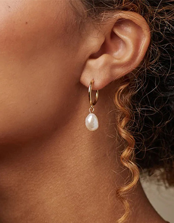 Freshwater Pearl Earrings