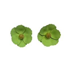 Scalloped Edge Flower Earrings