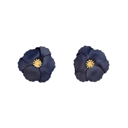 Scalloped Edge Flower Earrings