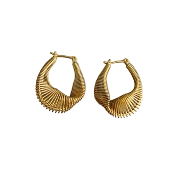 Gold Wire Flower Earrings – Black Door Studio