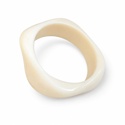 Chunky resin bangle in cream