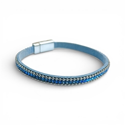 magnetic bracelet in blue