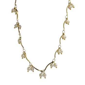Curved Link Pearl Drop necklace in 18K Gold Plate