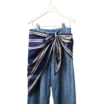 Triangular Satin Scarf in Printed Dark Navy